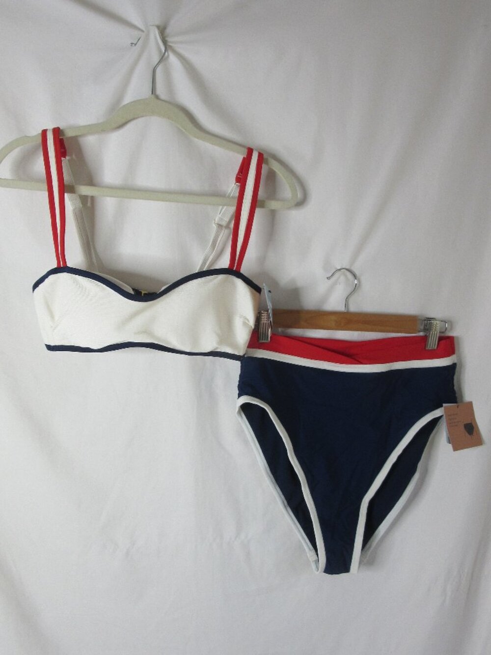 Shade & Shore 2 Piece Bikini American White Red Blue Trim Size Medium & 34C NWT